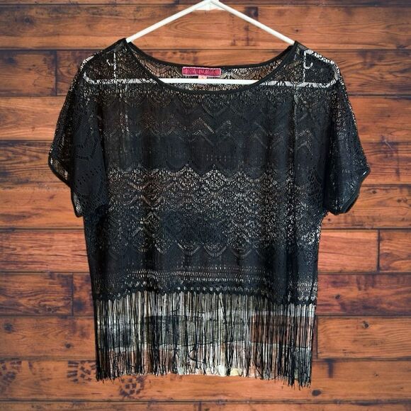 5āfor $25š„Derek Heart Lace Knit Fringe Hem Black Sheer TopāSmall - Picture 1 of 4